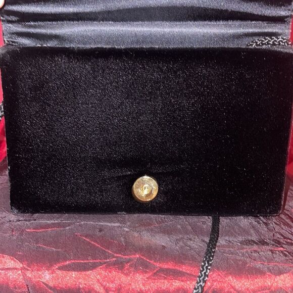 Vintage La Regale Velvet Ruffled Clutch/Shoulder Bag - Picture 11 of 12